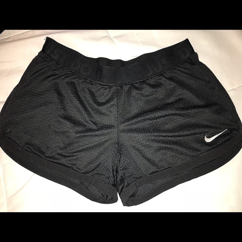 Black Nike shorts